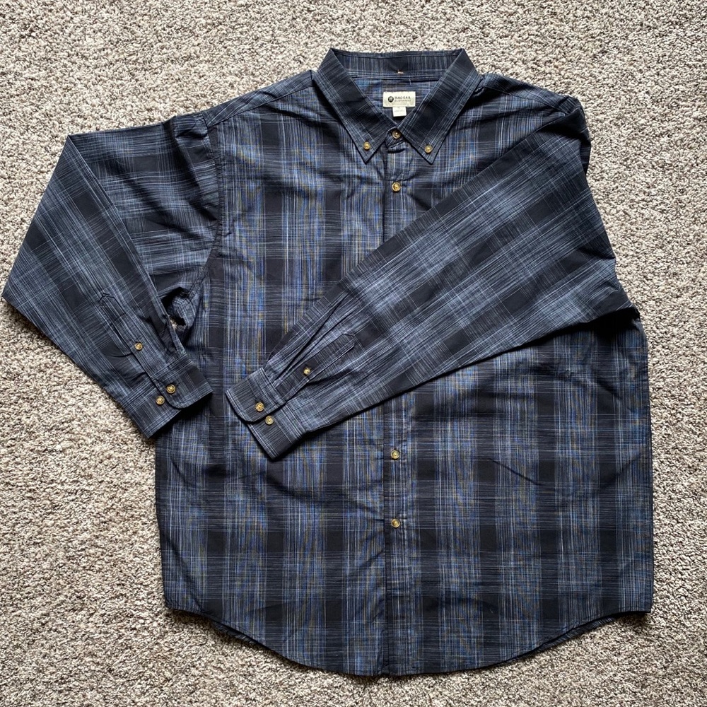 Men’s Blue Flannel Long Sleeve Shirt